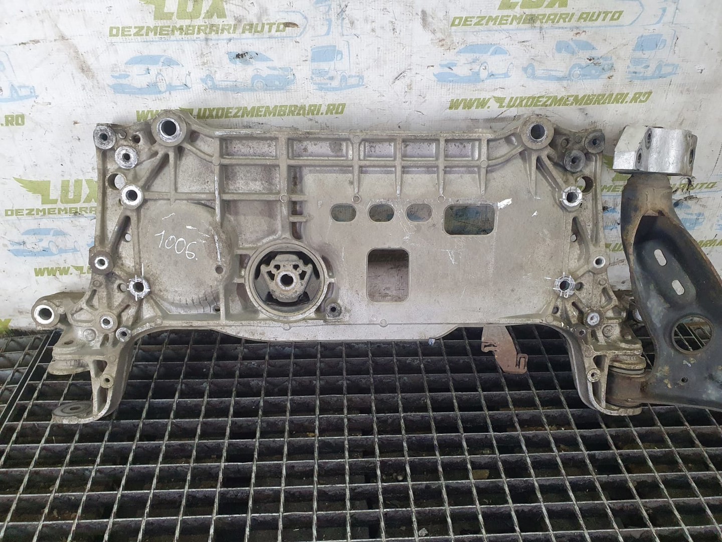 Cadru motor 7n0199369a Volkswagen Passat B7 (2010 - 2015)