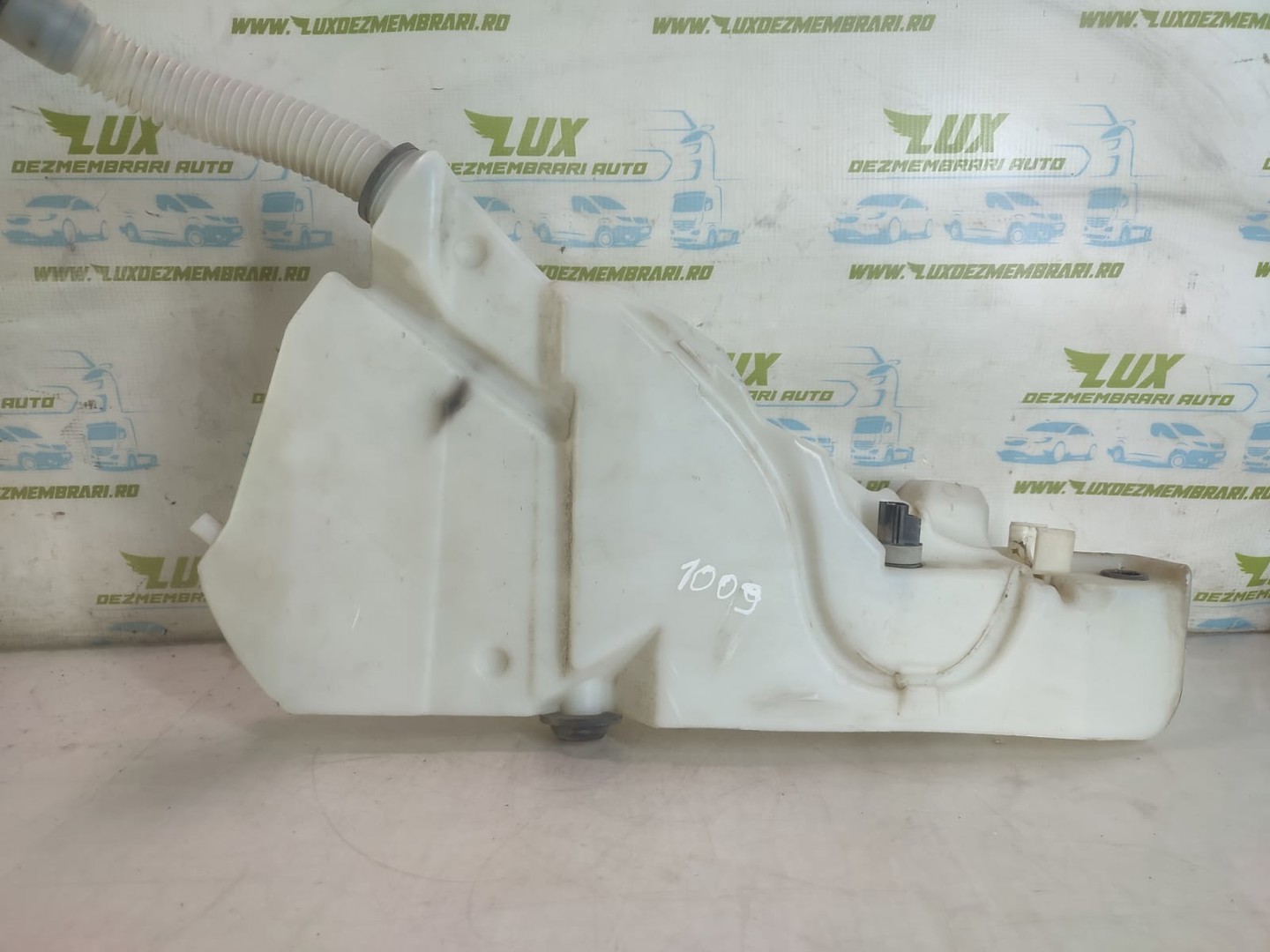 Vas lichid parbriz gx73-17b613-d Jaguar XE X760 (2014 - 2020)