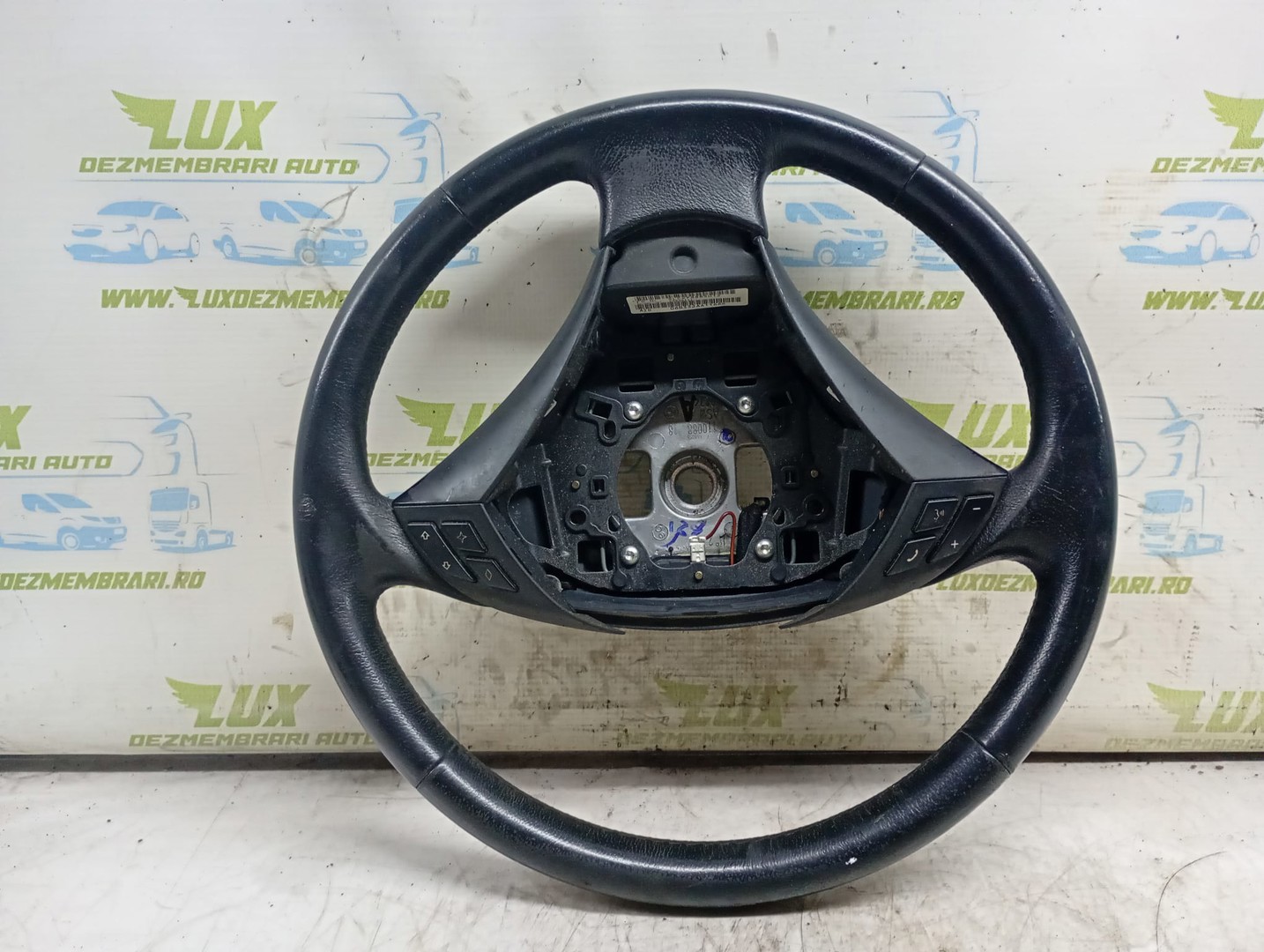 Volan in 3 spite cu comenzi BMW Seria 5 E60/E61 (2003 - 2007)