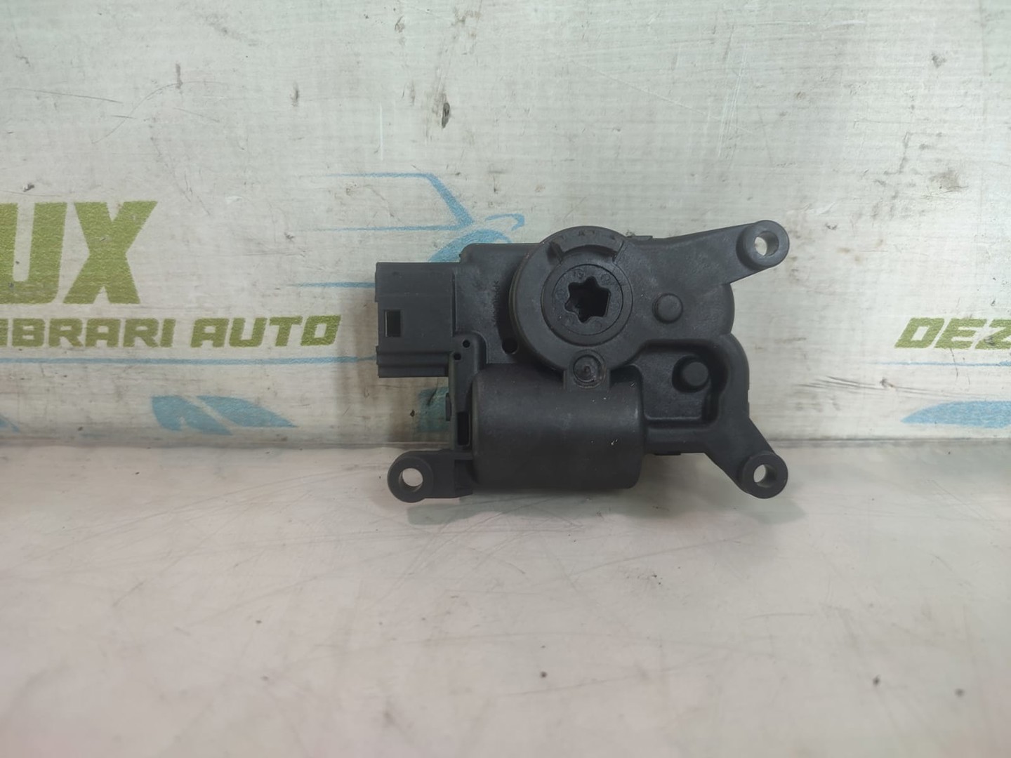 Motoras clapeta mixaj aer mf116880-8390 Jaguar XE X760 (2014 - 2020)