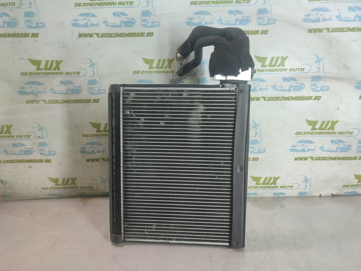 Radiator calorifer bord mf013410-0861 Jaguar XE X760 (2014 - 2020)