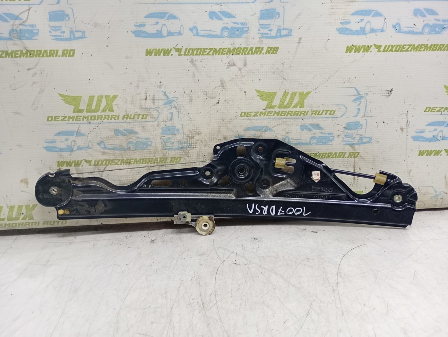 Macara geam dreapta spate 7184746e BMW Seria 5 E60/E61 (2003 - 2007)