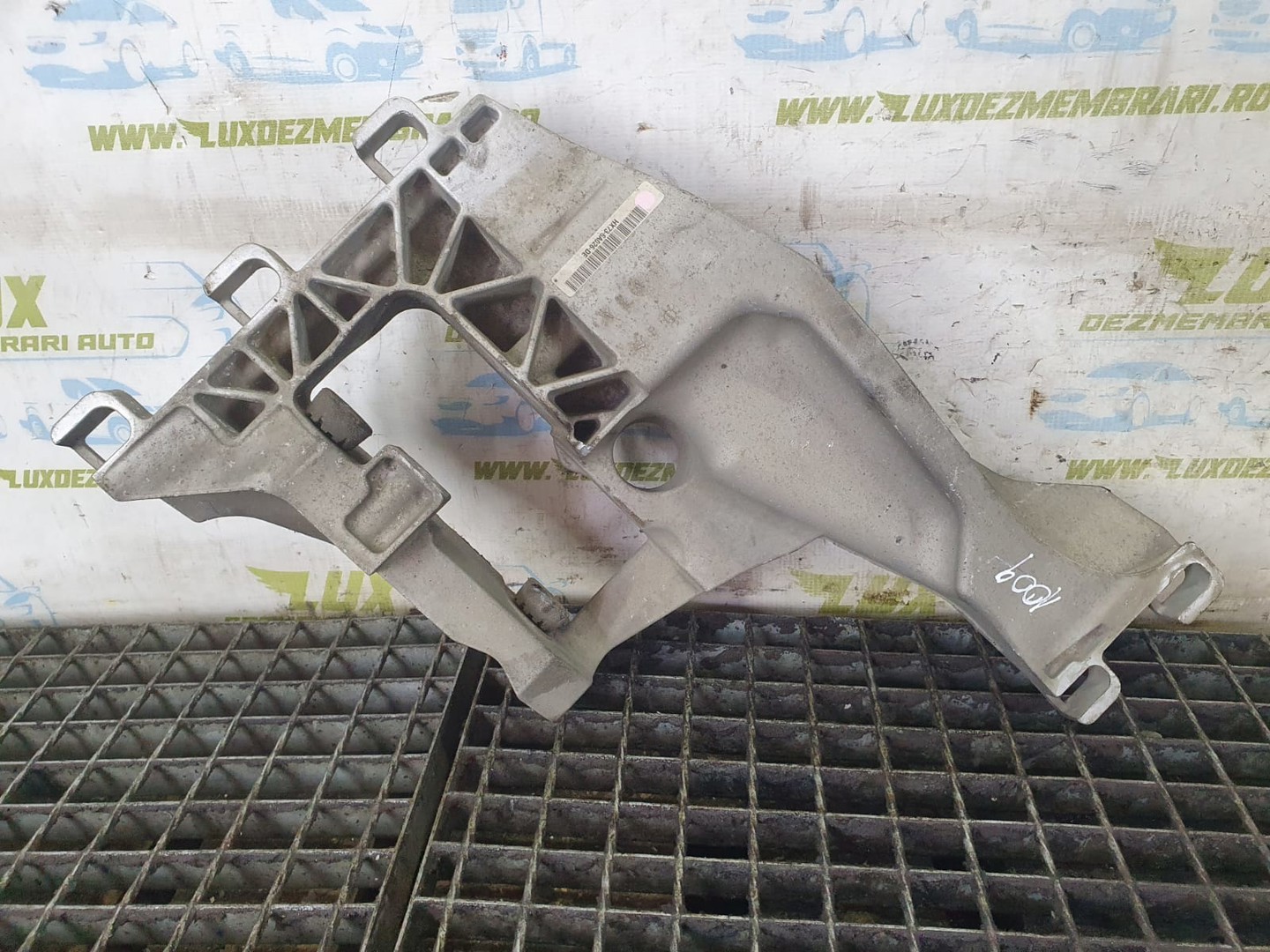Suport cutie viteze hx73-6a026-de Jaguar XE X760 (2014 - 2020)