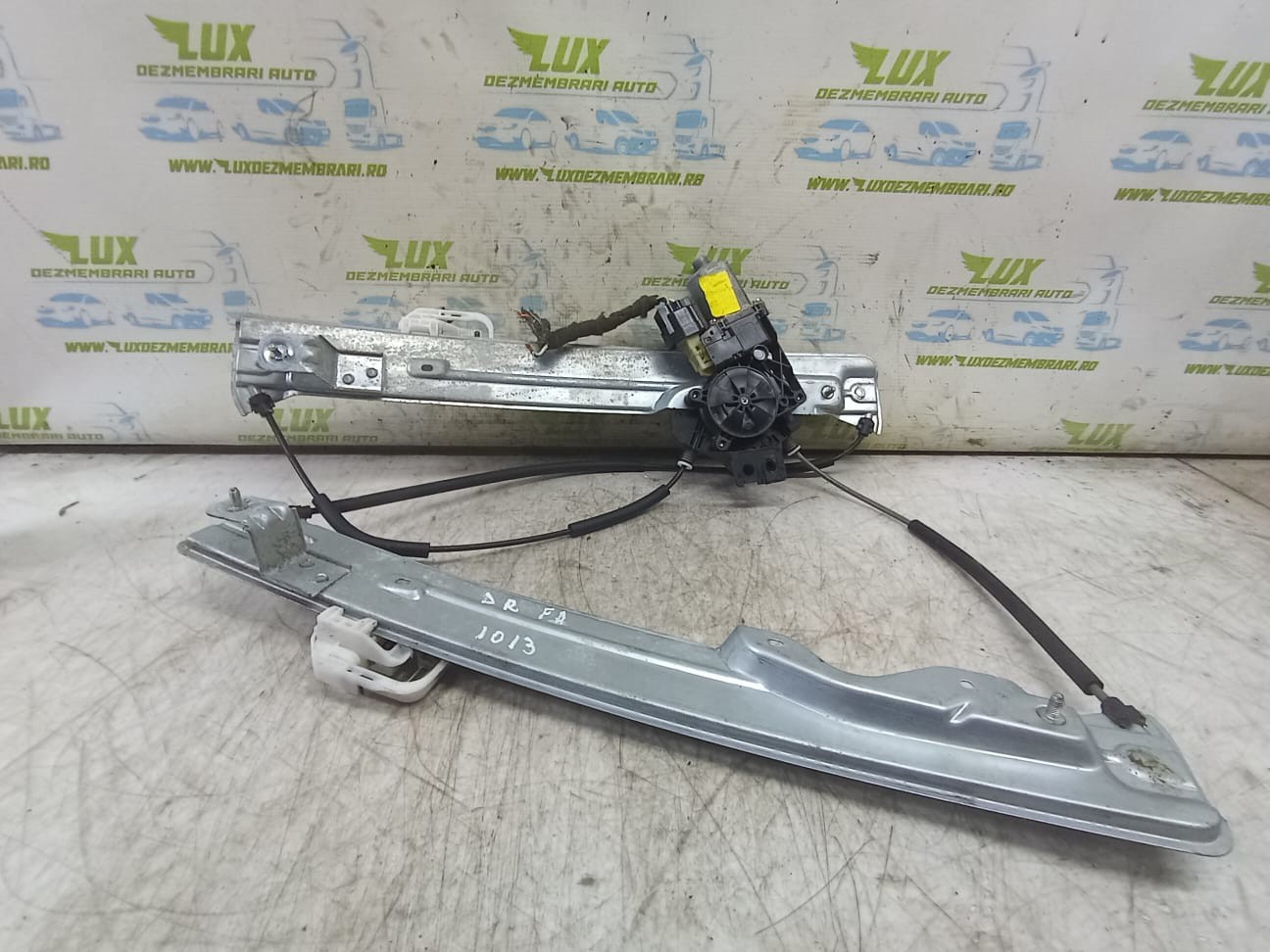 Macara geam dreapta fata Ford Kuga 2 (2013 - 2020)