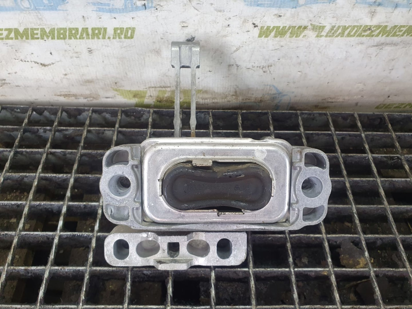 Suport cutie viteze 5q0199262 Skoda Octavia 3 (facelift) (2017 - 2020)