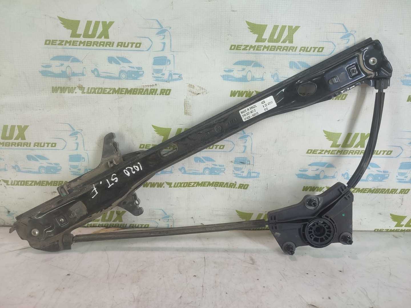 Macara geam stanga fata 2h0837401d Volkswagen Amarok 1 (2010 - 2016)