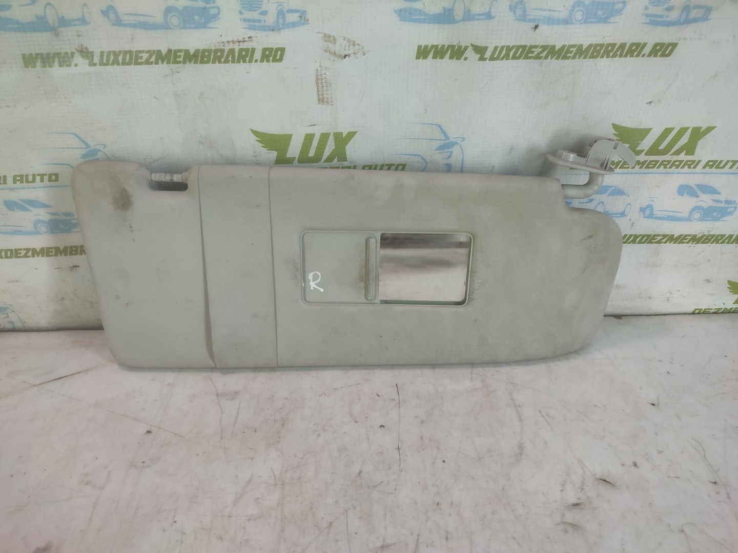 Parasolar dreapta 7m3857552 Volkswagen Amarok 1 (2010 - 2016)