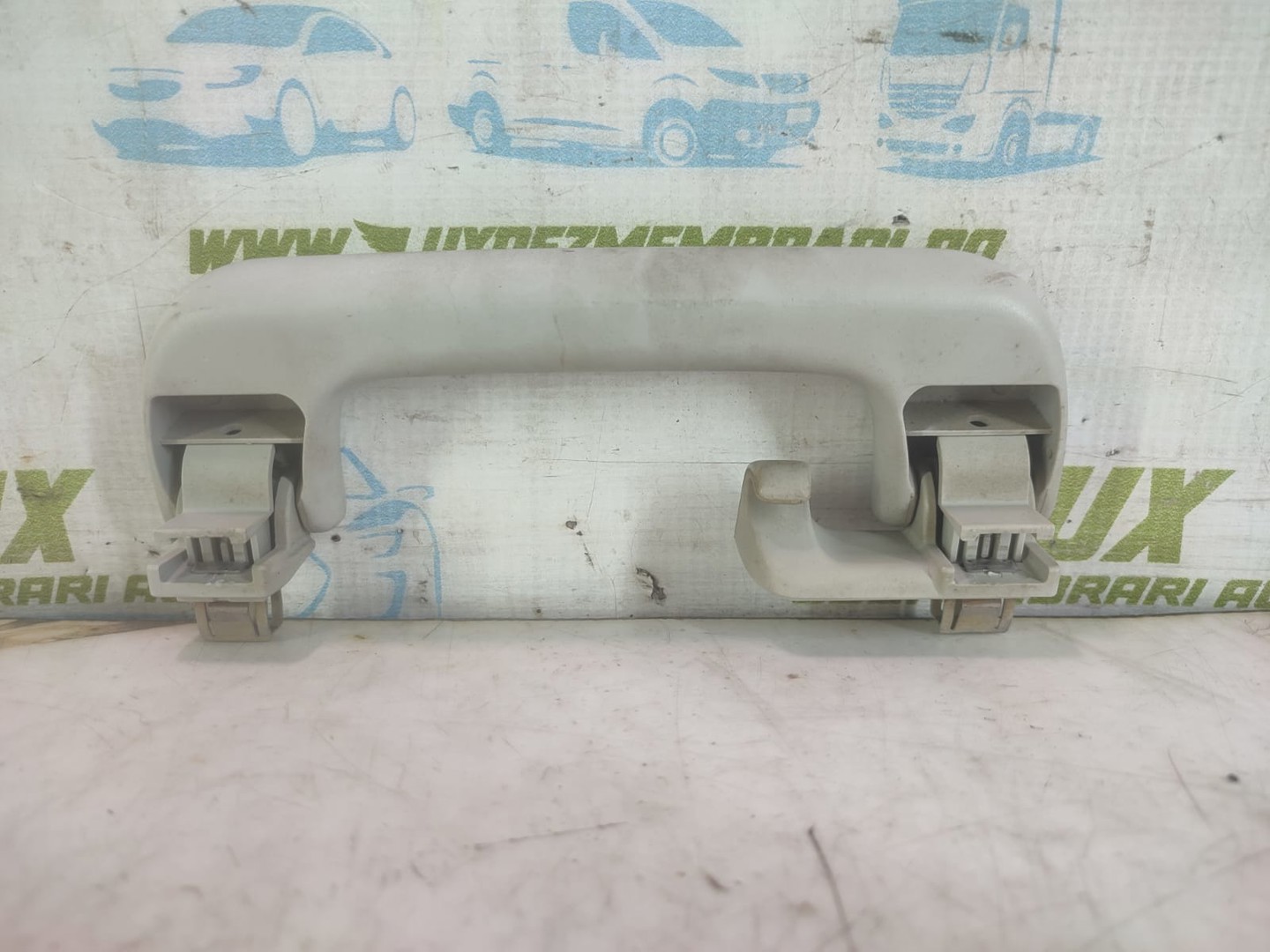 Maner plafon 8r0857608d Volkswagen Amarok 1 (2010 - 2016)