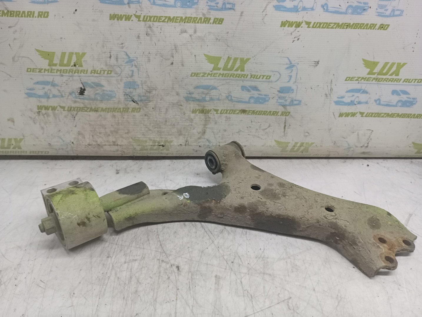 Brat suspensie dreapta fata Chevrolet Captiva 1 (2006 - 2011)