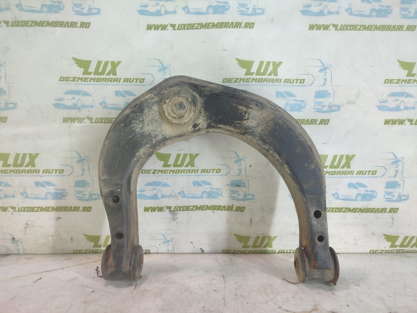 Brat suspensie stanga fata Volkswagen Amarok 1 (2010 - 2016)