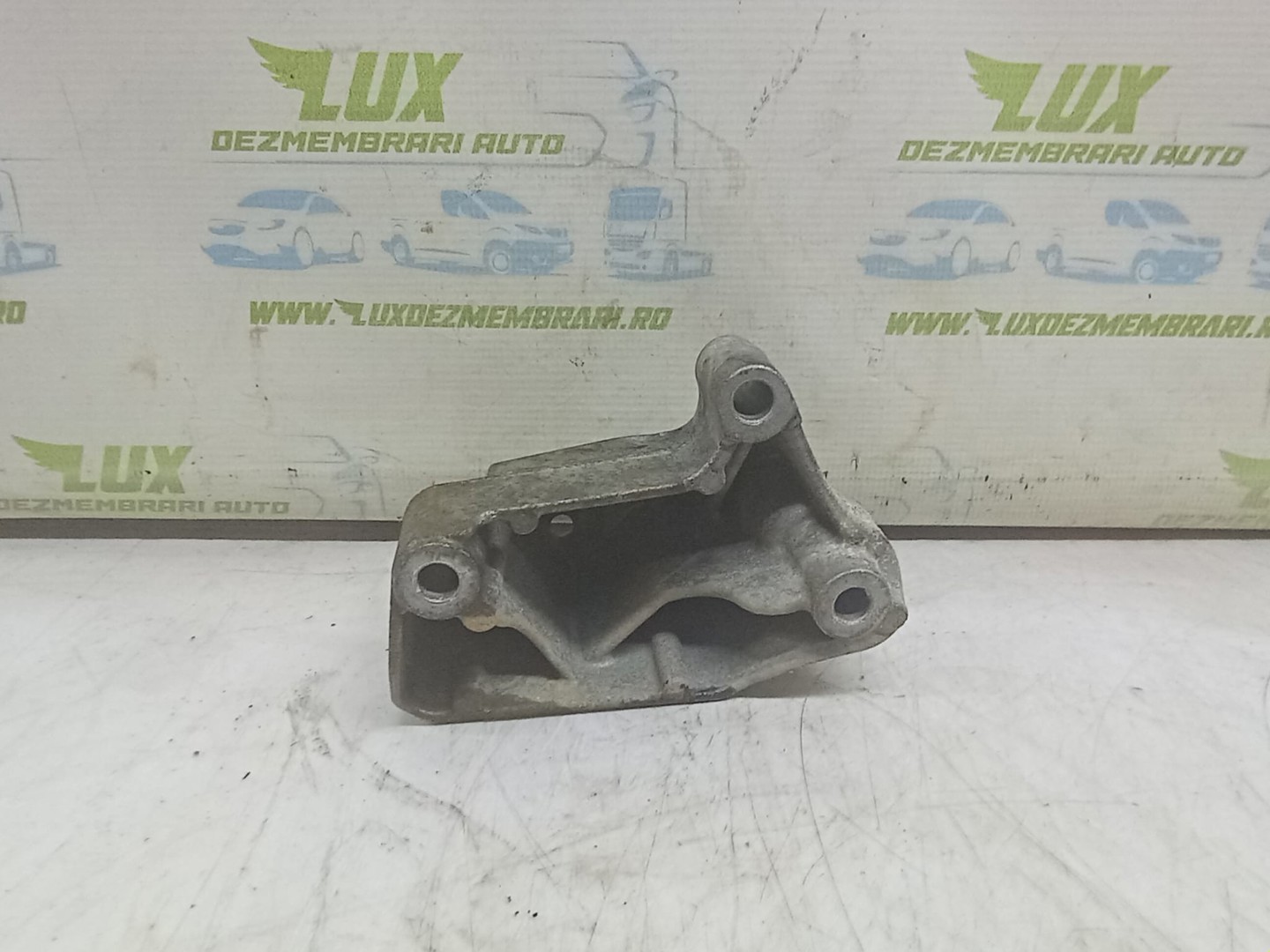 Suport cutie viteze 1k0199117cf Skoda Octavia 3 (facelift) (2017 - 2020)