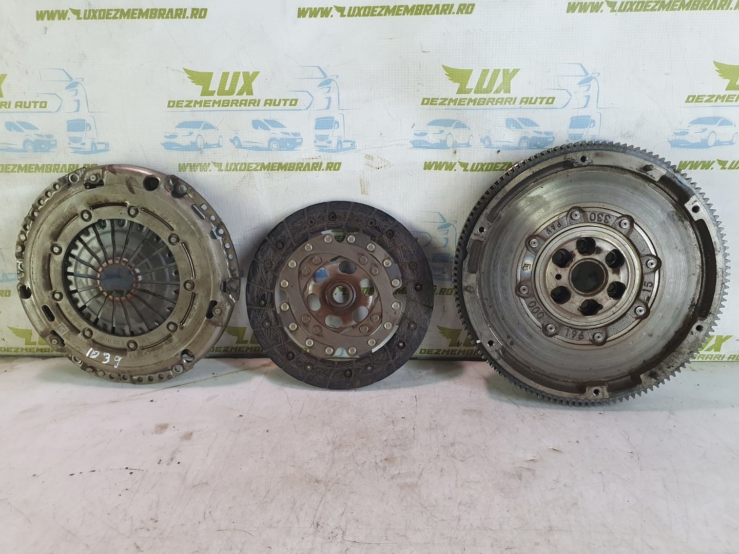 Kit ambreiaj volanta cu masa dubla 04c141025r 163082002438 Skoda Octavia 3 (facelift) (2017 - 2020)