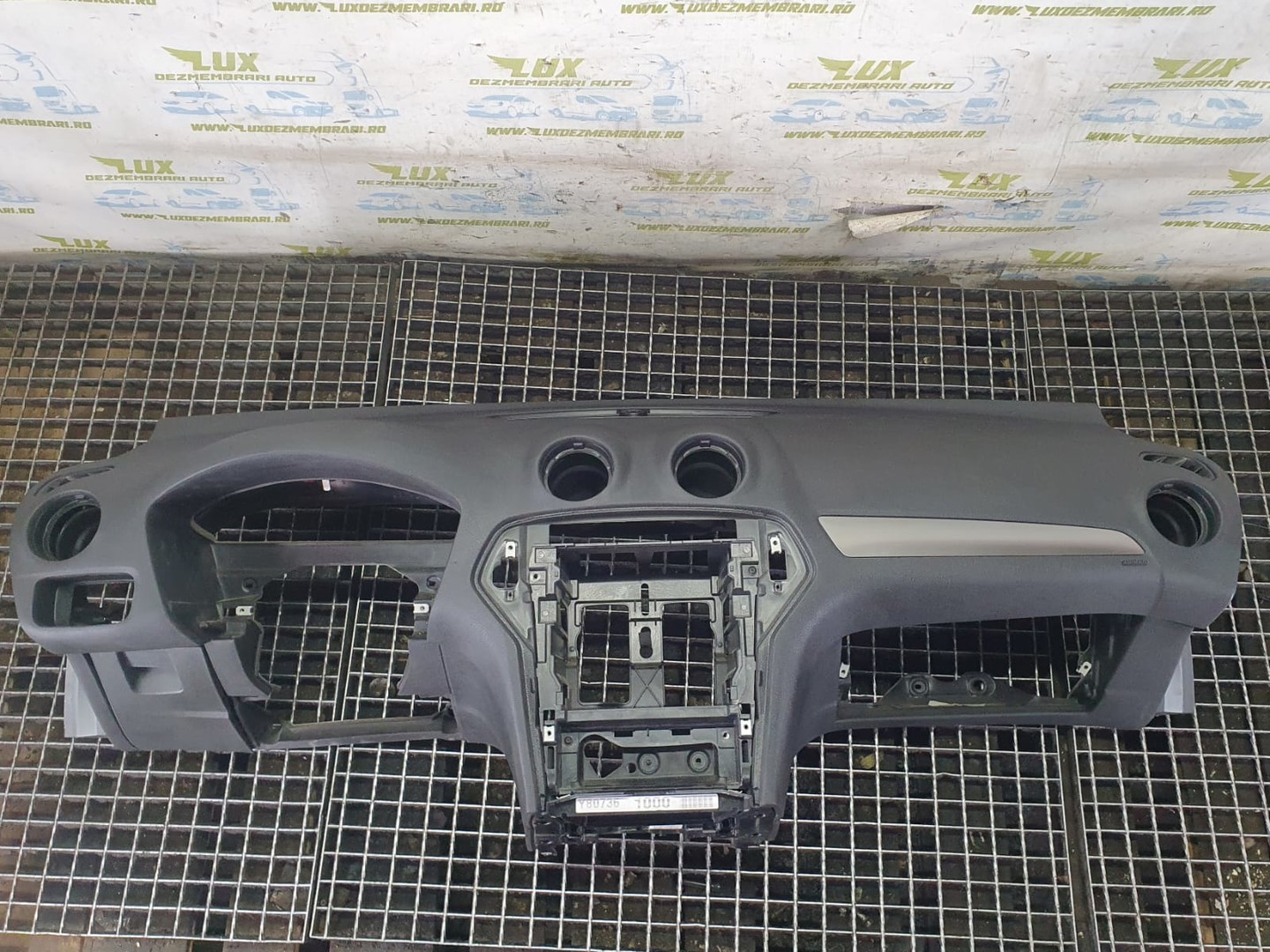 Plansa bord Ford Mondeo MK4 (2007 - 2010)