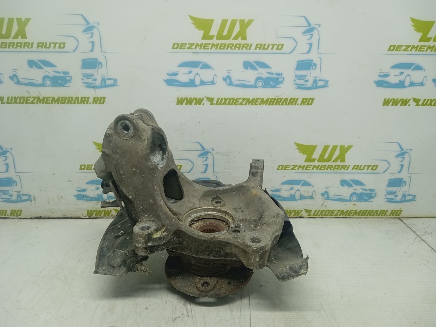Fuzeta dreapta spate Mercedes Benz Sprinter 906 (2006 - 2013)