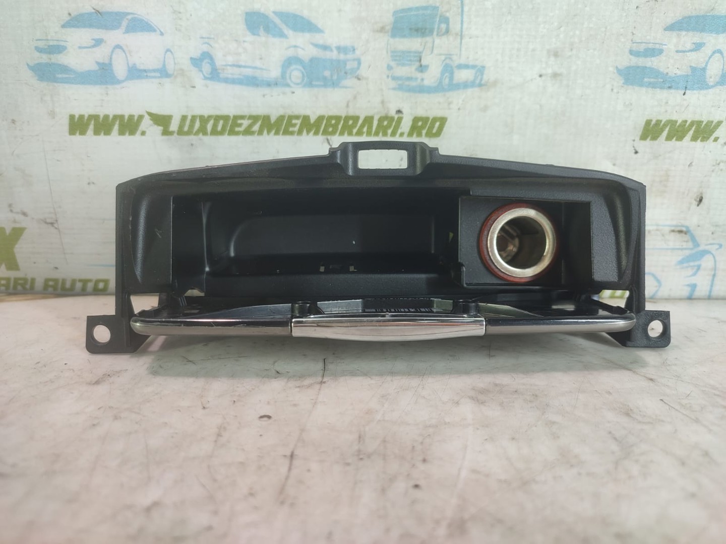 Scrumiera 8m21-u04788-ad37qc Ford Mondeo MK4 (2007 - 2010)