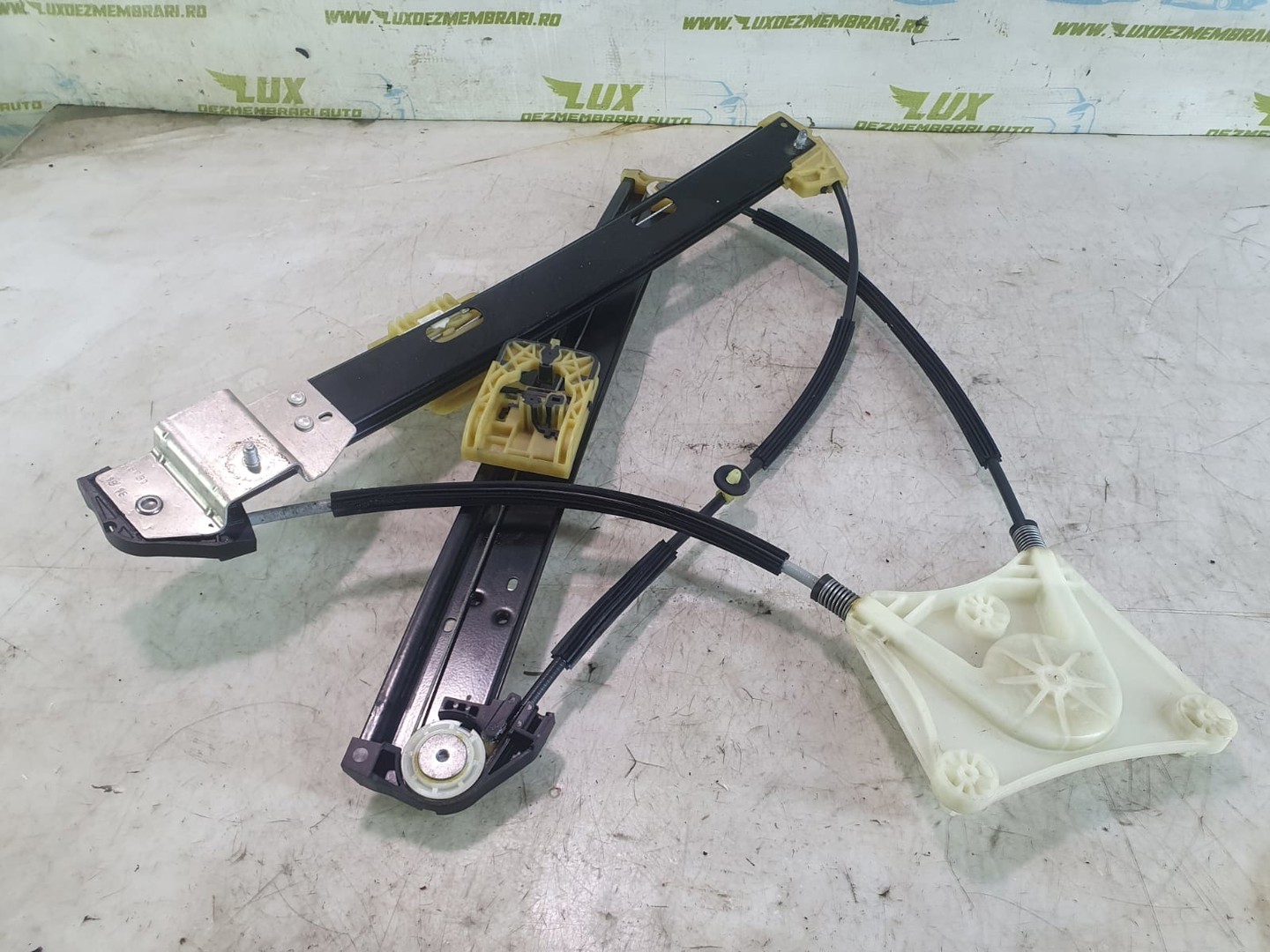 Macara geam dreapta fata 2ga837462f Volkswagen T-Roc 1 (2017 - 2020)