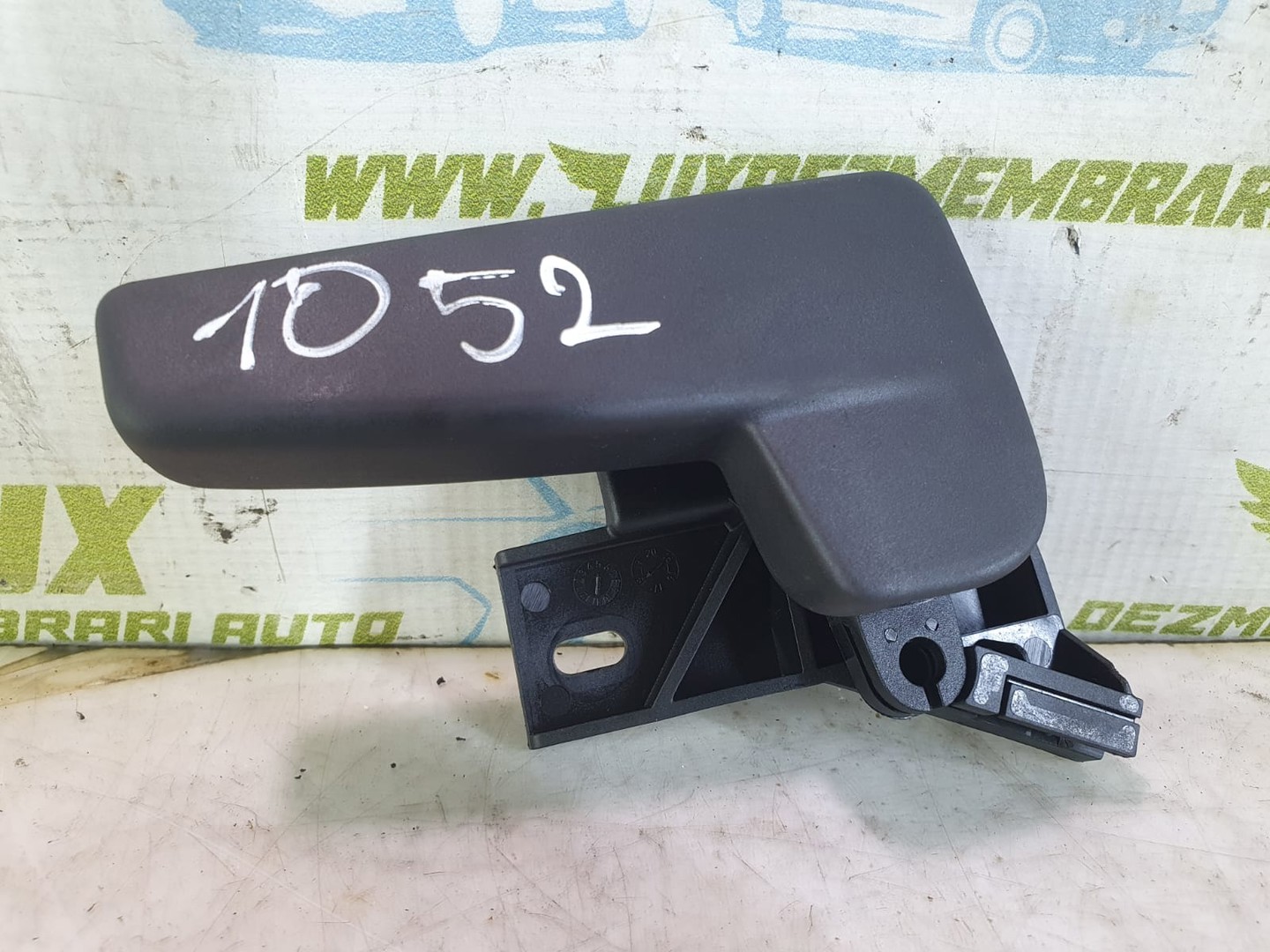 Maner deschidere capota 517823633b Volkswagen T-Roc 1 (2017 - 2020)