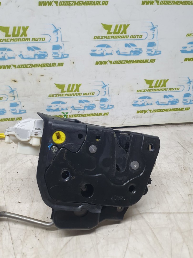 Broasca stanga spate 8e0839015 Audi A4 B7 (2004 - 2008)