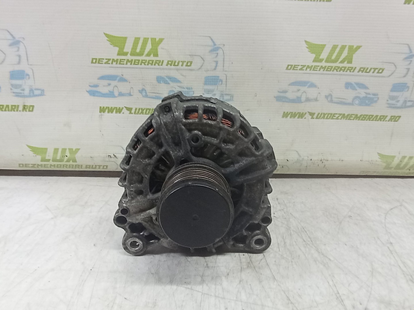 Alternator 0125811027 Volkswagen Passat B7 (2010 - 2015)