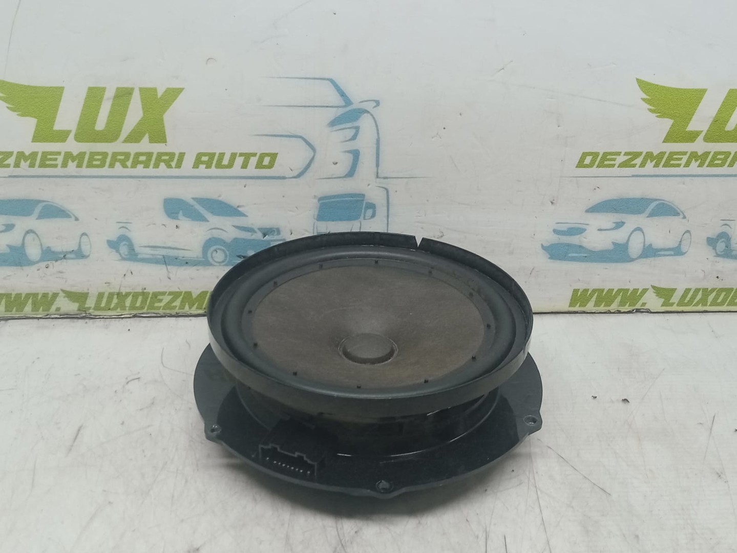 Boxa difuzor 1kM035454D Volkswagen Golf 5 (2003 - 2009)