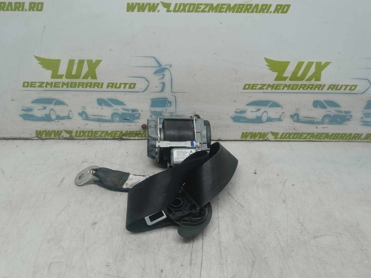 Centura siguranta dreapta fata 1k4857706ag Volkswagen Golf 5 (2003 - 2009)