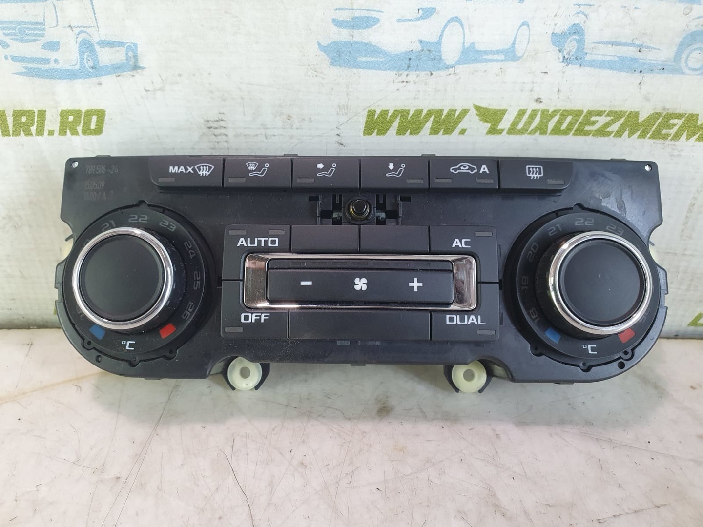 Panou clima ac 3t0907044ak Skoda Octavia 2 (facelift) (2008 - 2013)