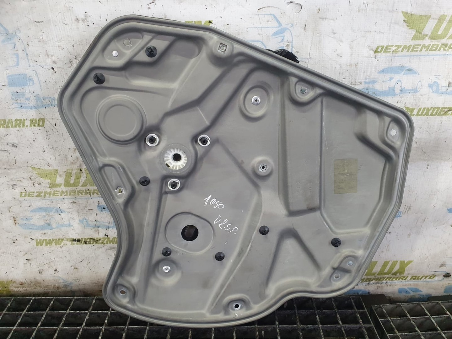 Macara geam dreapta spate 117782g Skoda Octavia 2 (facelift) (2008 - 2013)
