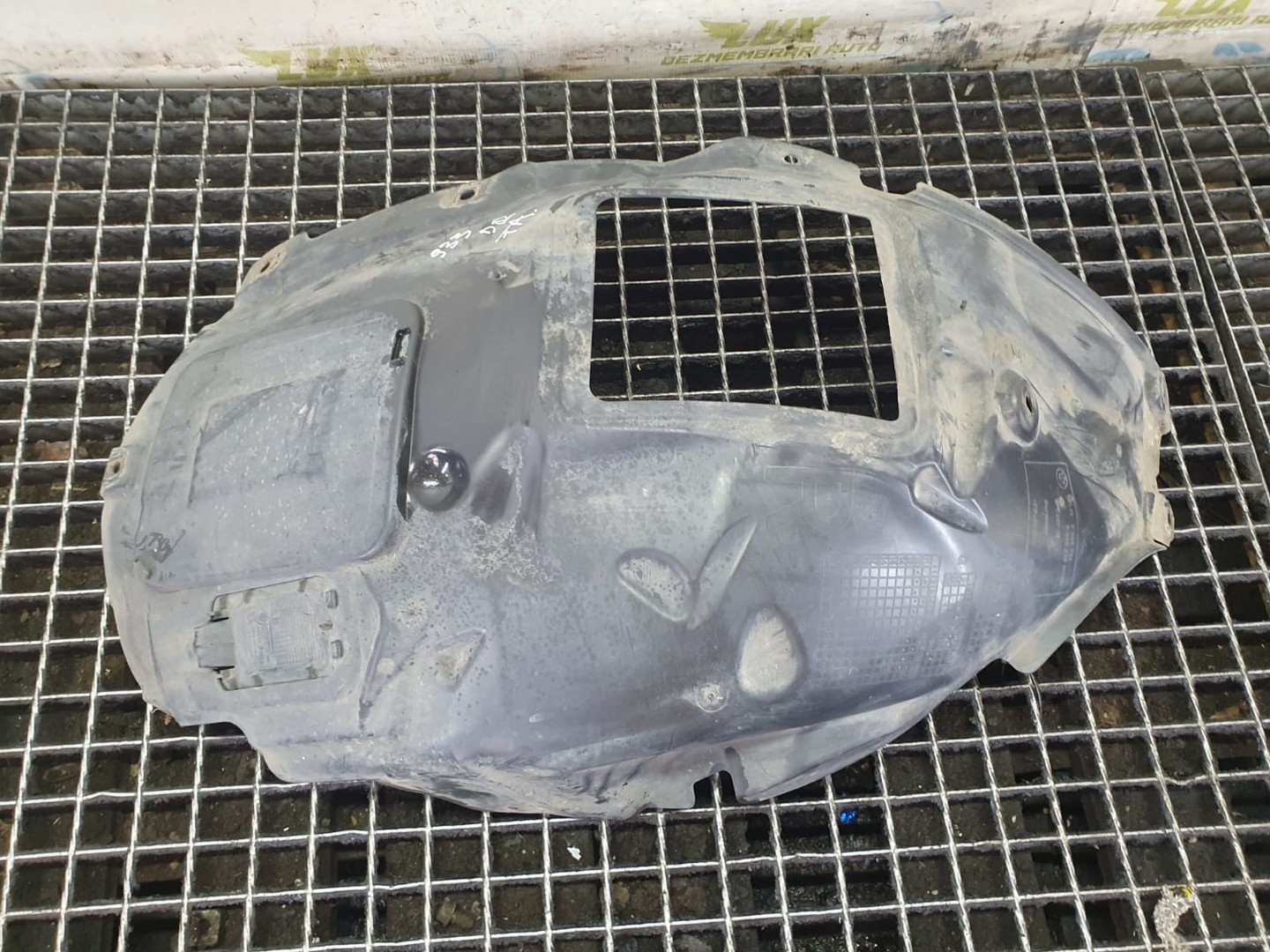 Carenaj roata fata dreapta 7260726 BMW Seria 3 F31 (2011 - 2016)