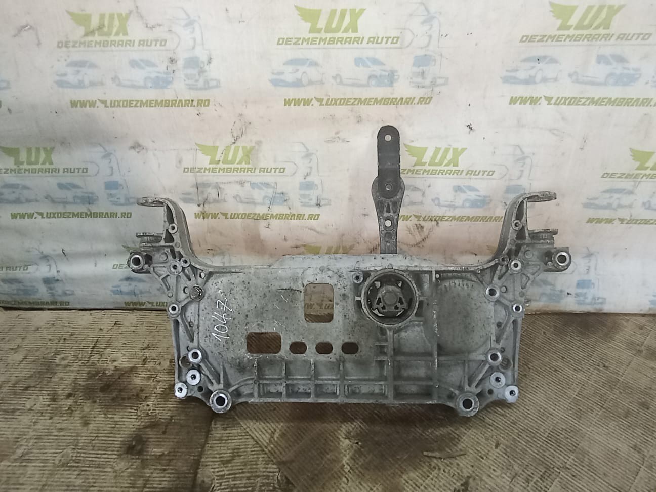 Cadru motor 7n0199369a Volkswagen Passat B7 (2010 - 2015)