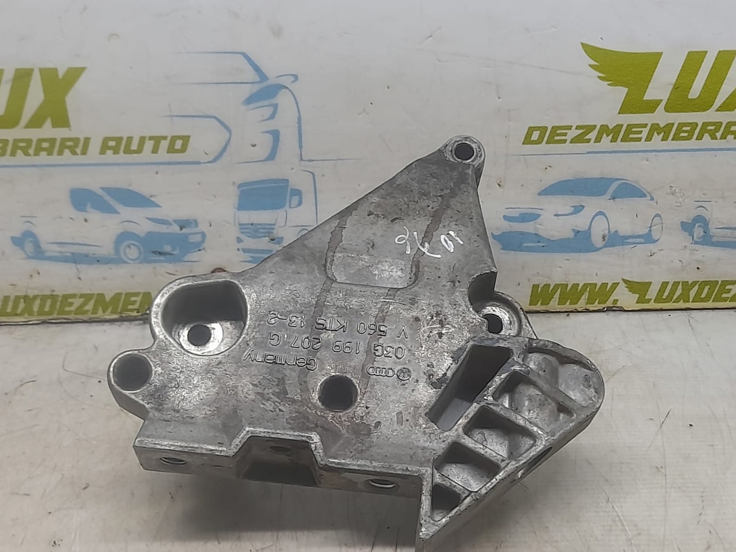 Suport motor 03g199207G Volkswagen Golf 5 (2003 - 2009)