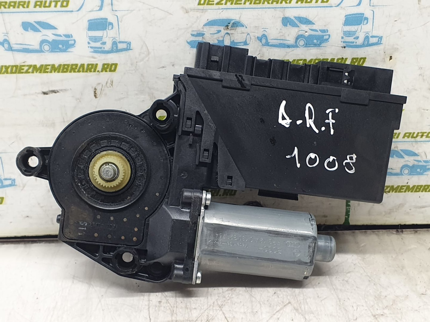 Motoras geam dreapta fata 8e1959801h Audi A4 B7 (2004 - 2008)
