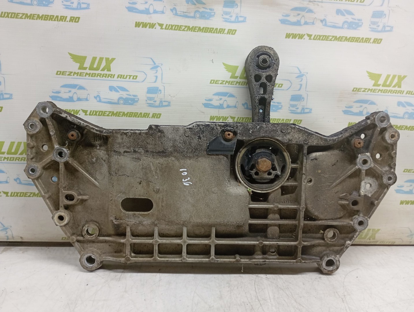 Cadru motor 1k0199369g Volkswagen Golf 5 (2003 - 2009)