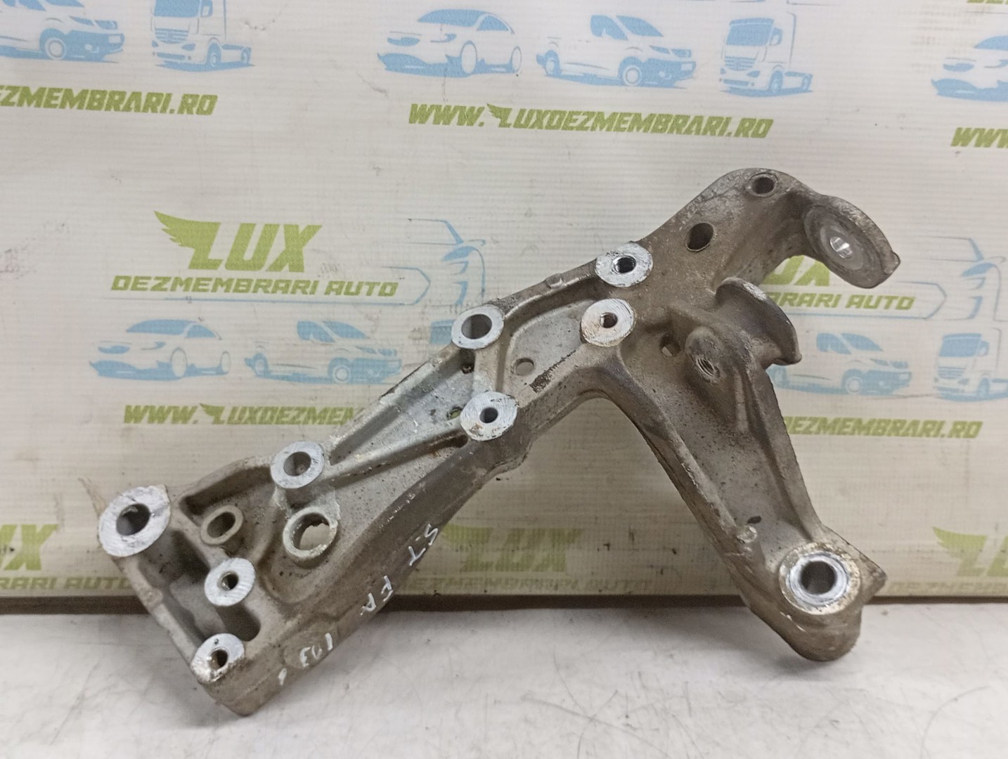 Brat suspensie fata 1k0199369g Volkswagen Golf 5 (2003 - 2009)