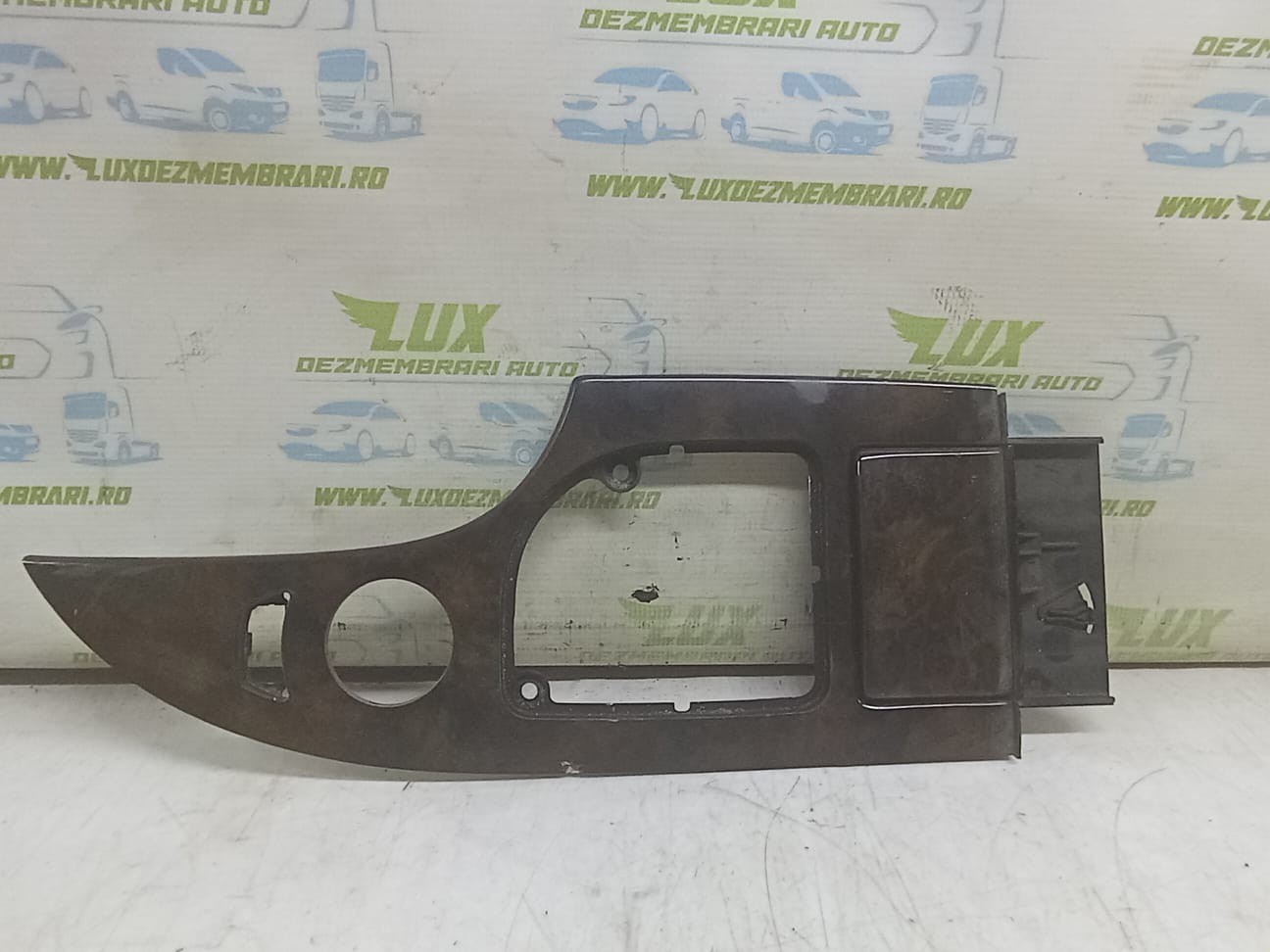 Ornament bord 14537310 BMW Seria 5 E60/E61 (2003 - 2007)