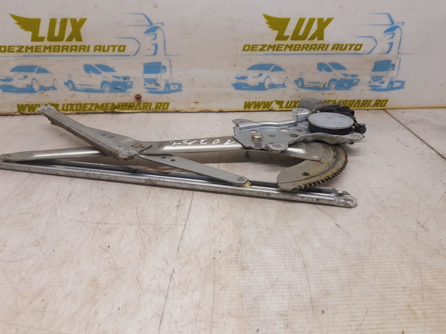 Macara geam stanga fata 33530-63j00 Suzuki SX4 1 (2006 - 2014)