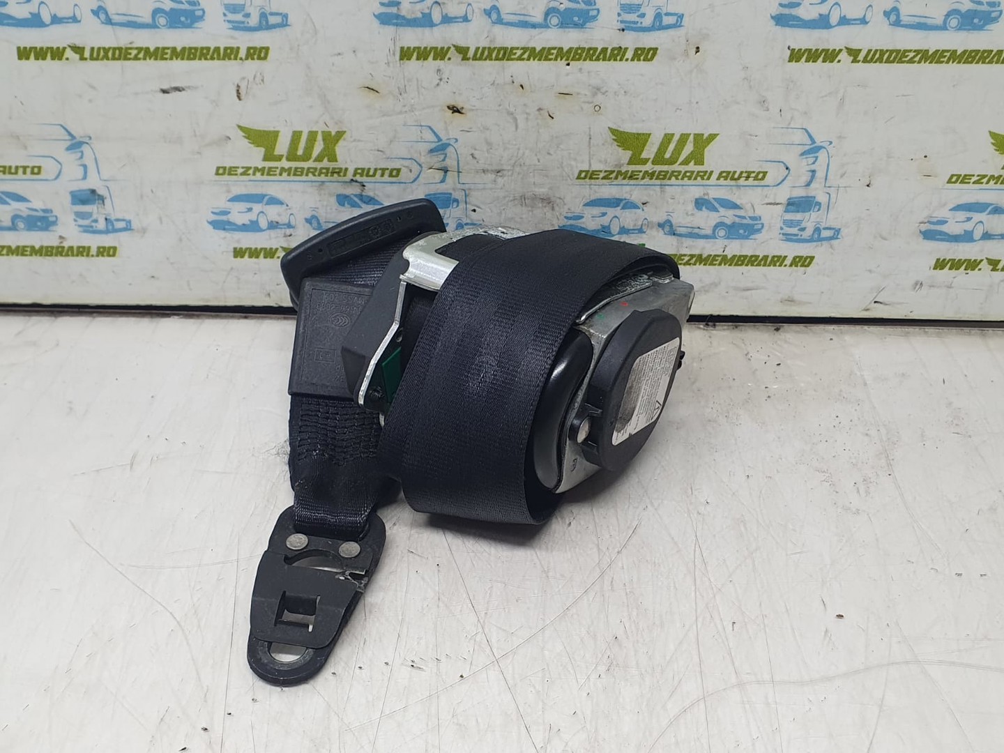 Centura siguranta dreapta fata 8e0857706 Audi A4 B7 (2004 - 2008)