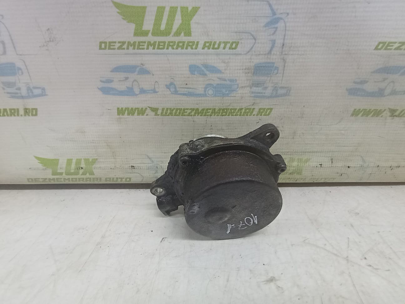 Pompa vacuum BMW Seria 5 E60/E61 (2003 - 2007)
