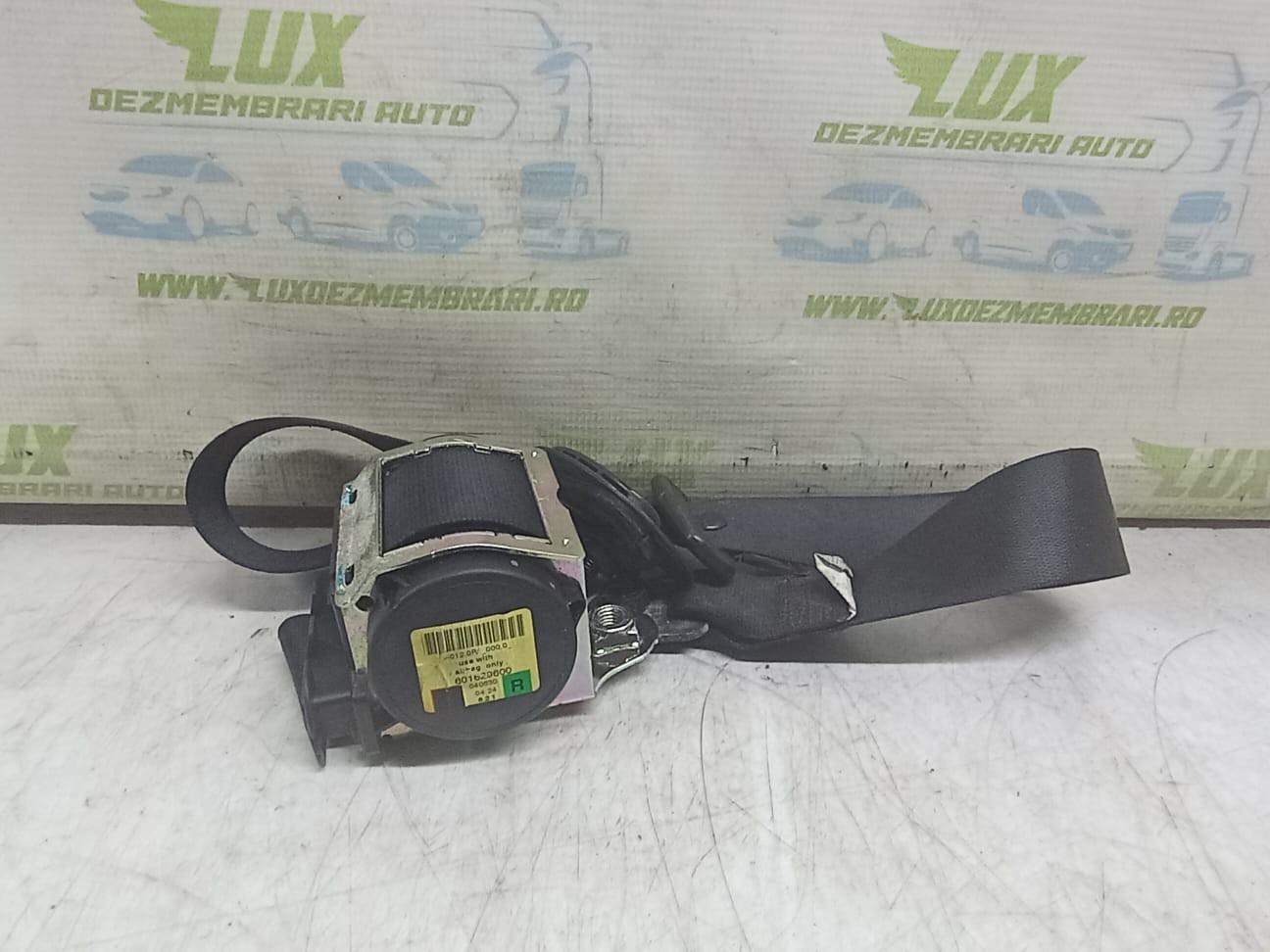 Centura siguranta dreapta fata 601629600 BMW Seria 5 E60/E61 (2003 - 2007)