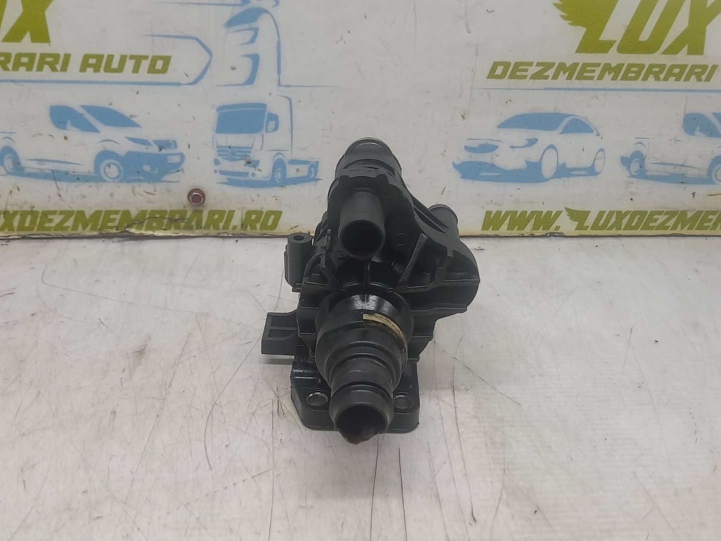 Carcasa termostat Ford Focus 2 (2004 - 2008)