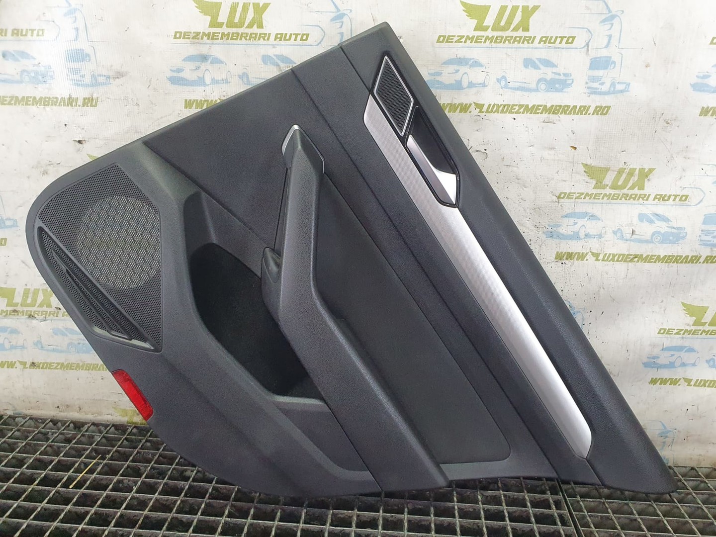 Fata usa dreapta spate Volkswagen Passat B8 (2014 - 2020)