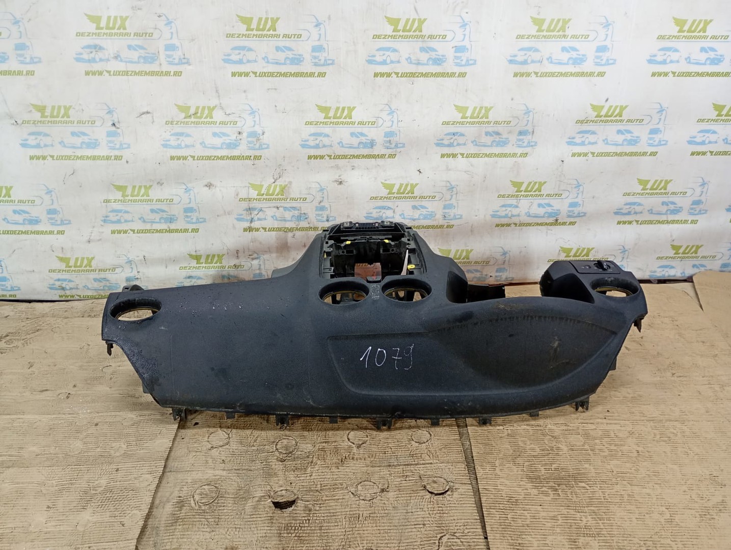 Plansa bord Ford Focus 2 (2004 - 2008)