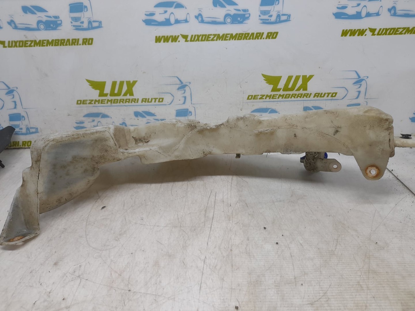 Vas lichid parbriz 4M51-13k163 Ford Focus 2 (2004 - 2008)