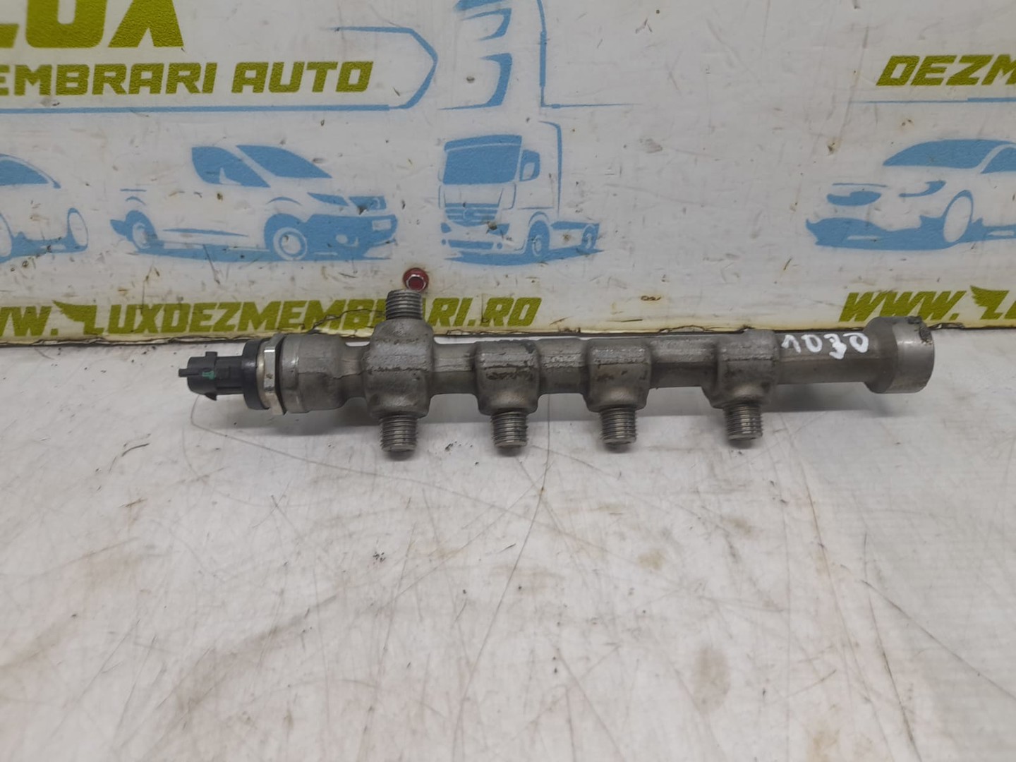 Rampa injectoare 55215208 Suzuki SX4 1 (2006 - 2014)
