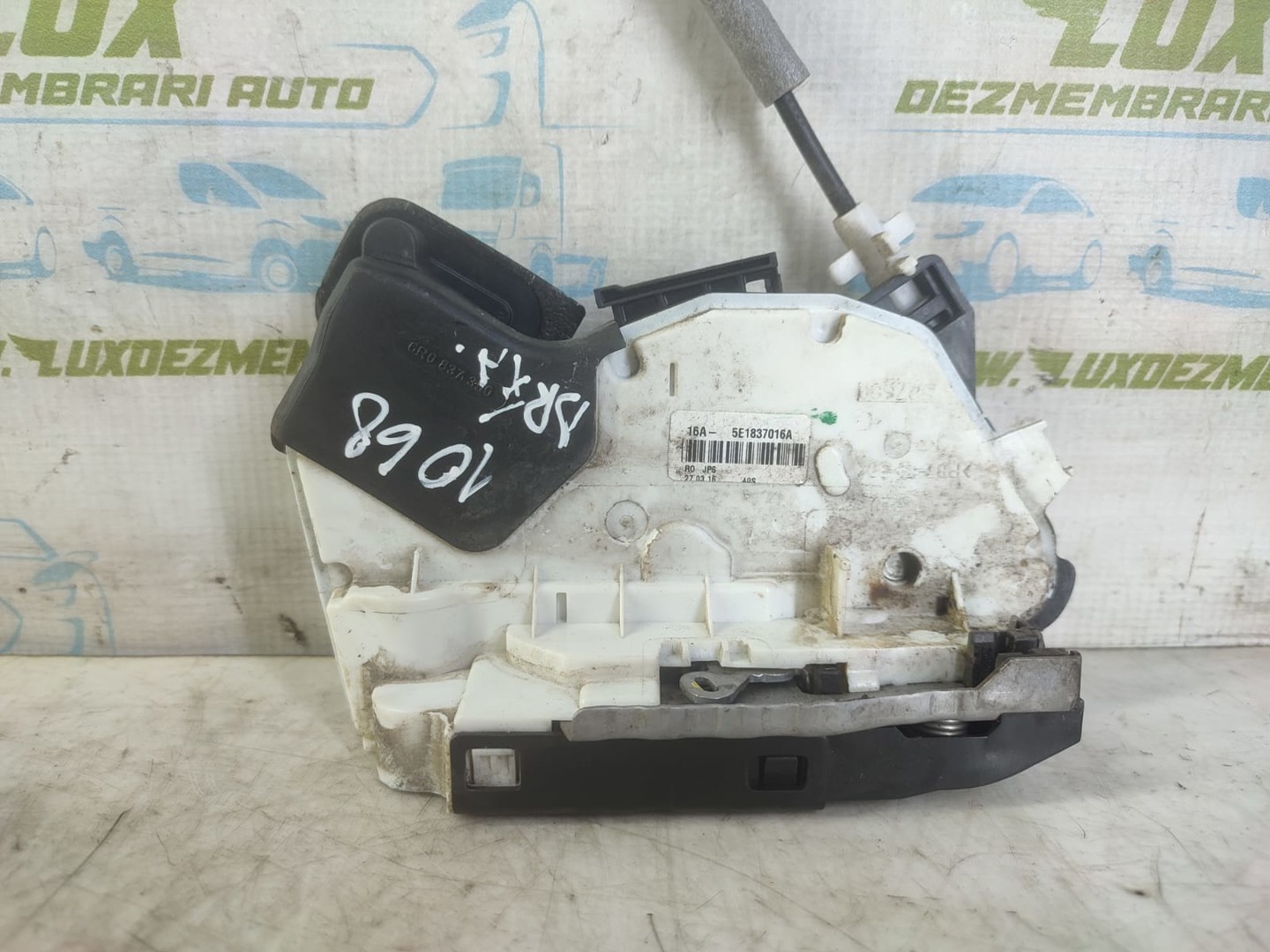 Broasca dreapta fata 5e1837016a Volkswagen Passat B8 (2014 - 2020)