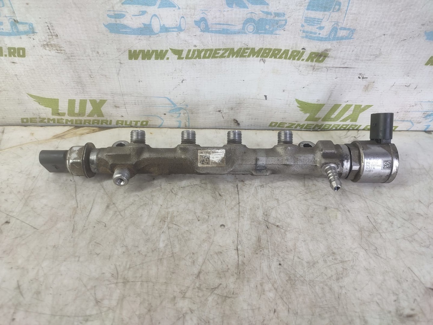 Rampa injectoare 04l130764c Volkswagen Passat B8 (2014 - 2020)