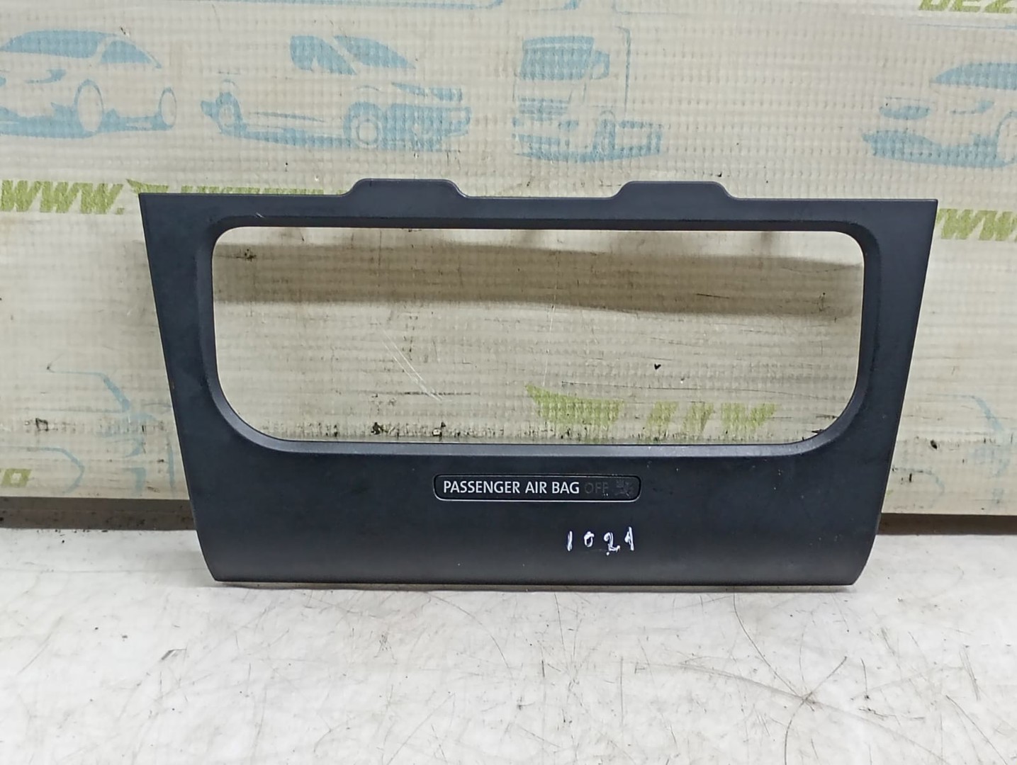 Ornament bord 5k0858069p Volkswagen Golf 6 (2008 - 2015)