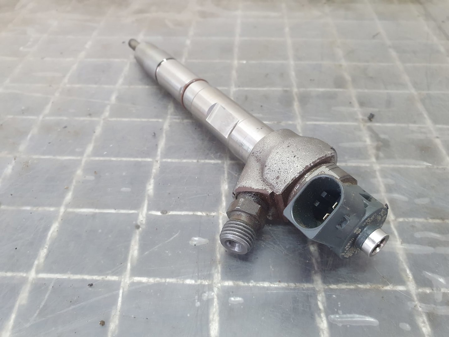 Injector 04L130277ac 0445110469b008 Volkswagen Passat B8 (2014 - 2020)