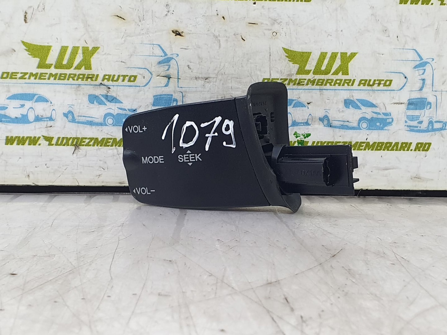 Maneta comanda radio 3M51-R22601 Ford Focus 2 (2004 - 2008)