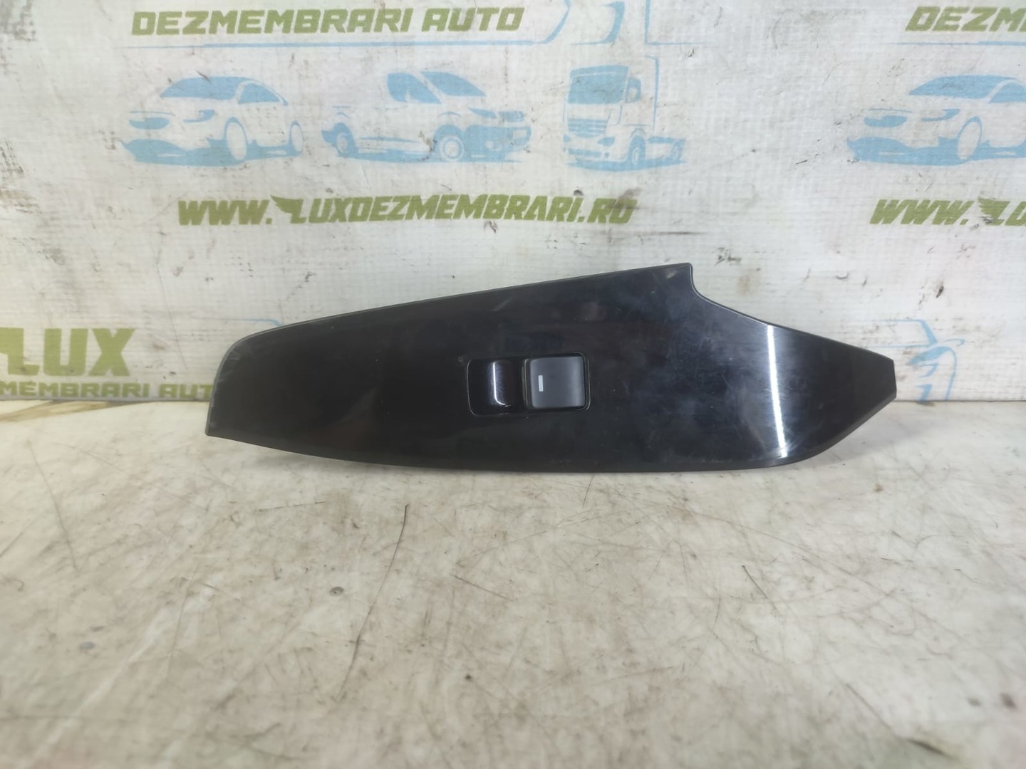 Buton geam bacs-68-5l6 Mazda 3 BM (facelift) (2016 - 2019)