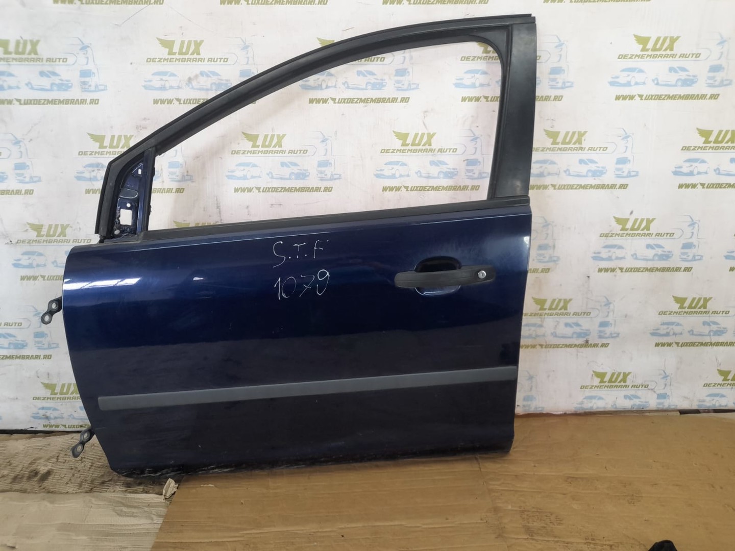Usa fata stanga Ford Focus 2 (2004 - 2008)